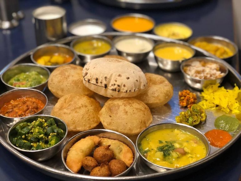 Gujarati Thali | Symphony of Flavors | Daal-Bhat-Shaak-Rotli